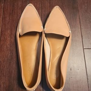 J. Crew Leather Edie Loafer Pointy Toe Flats Nude G1812, size 6